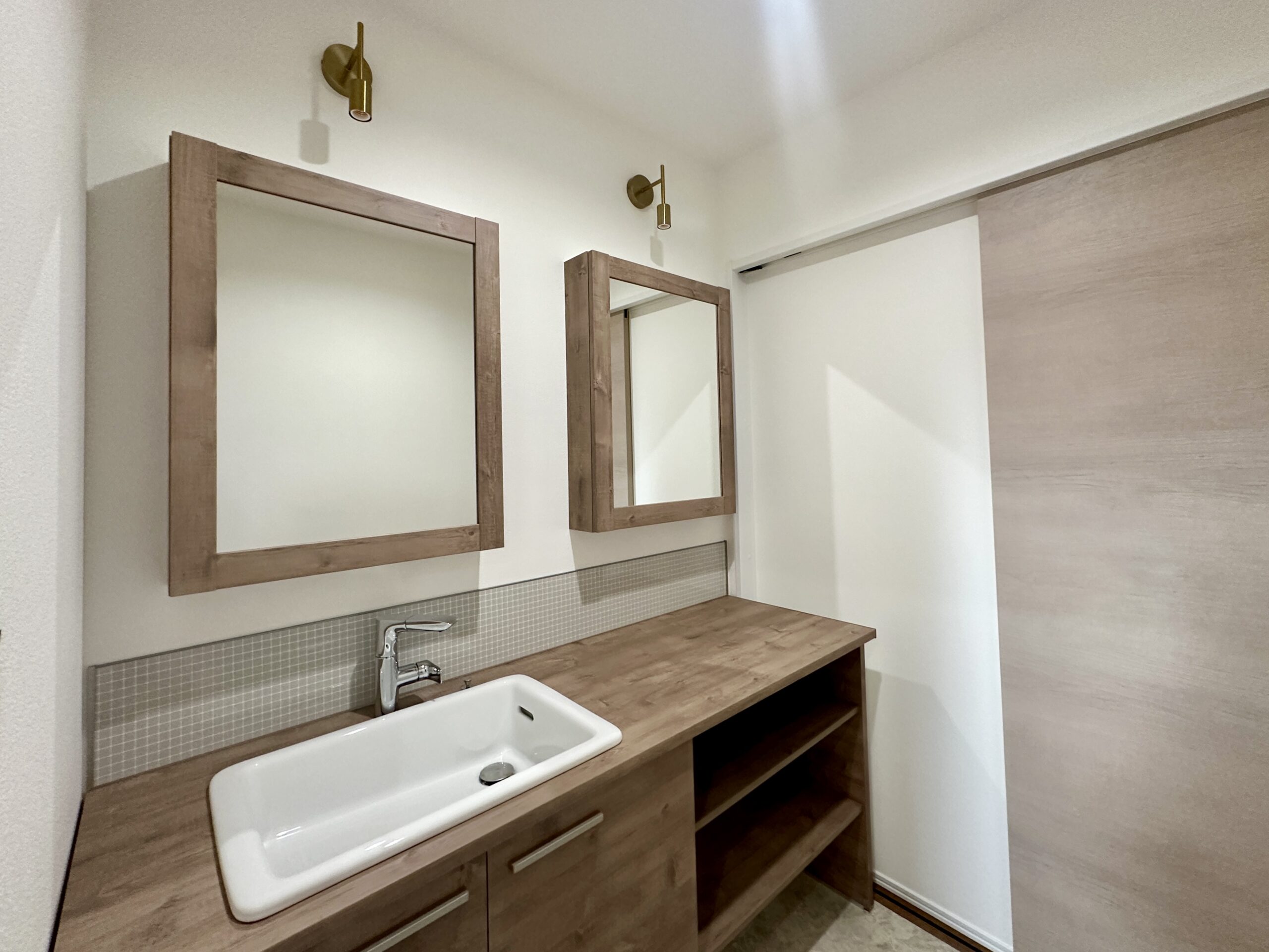 20240716_030349810_iOS