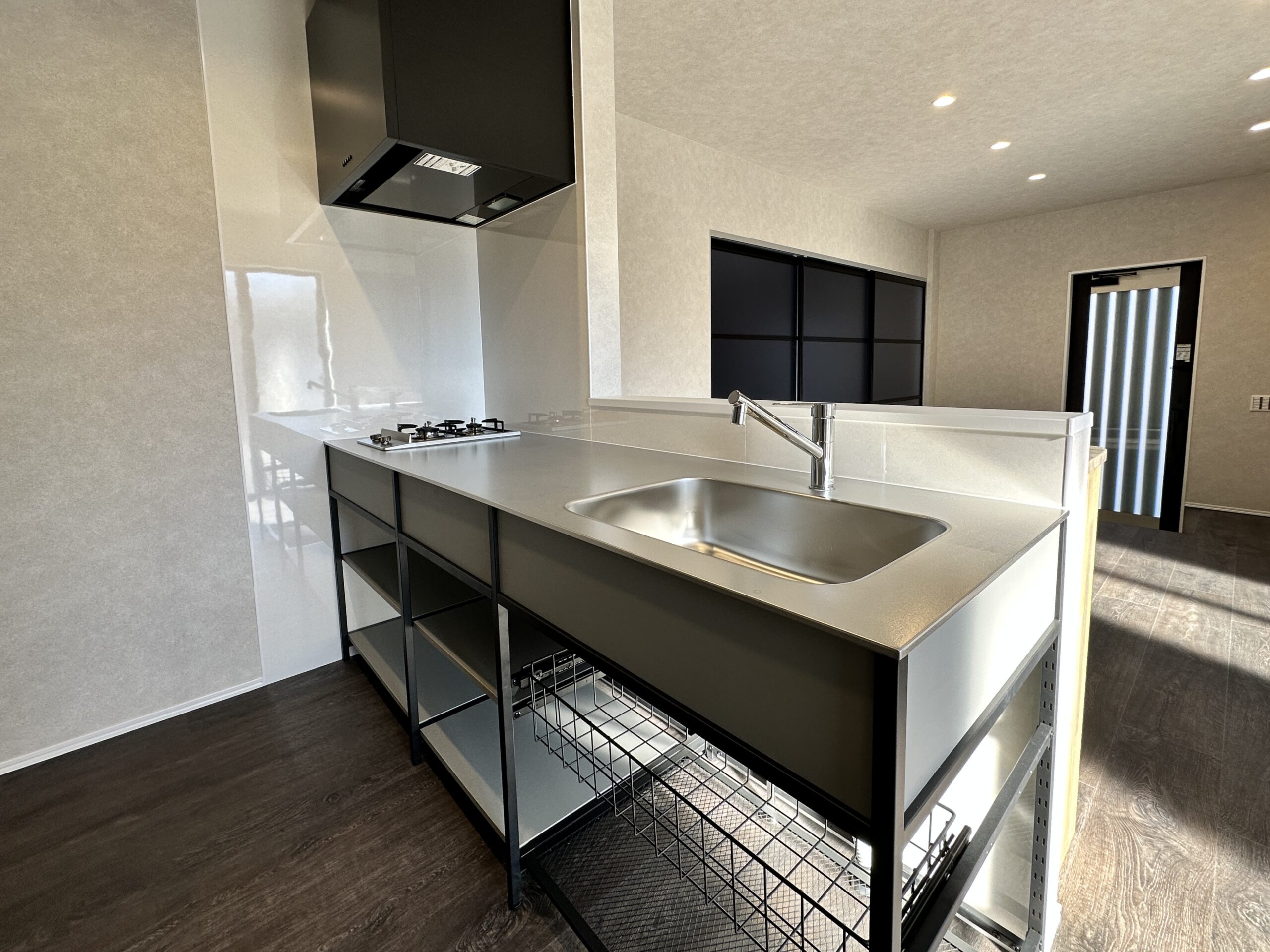 20251206_005630990_iOS