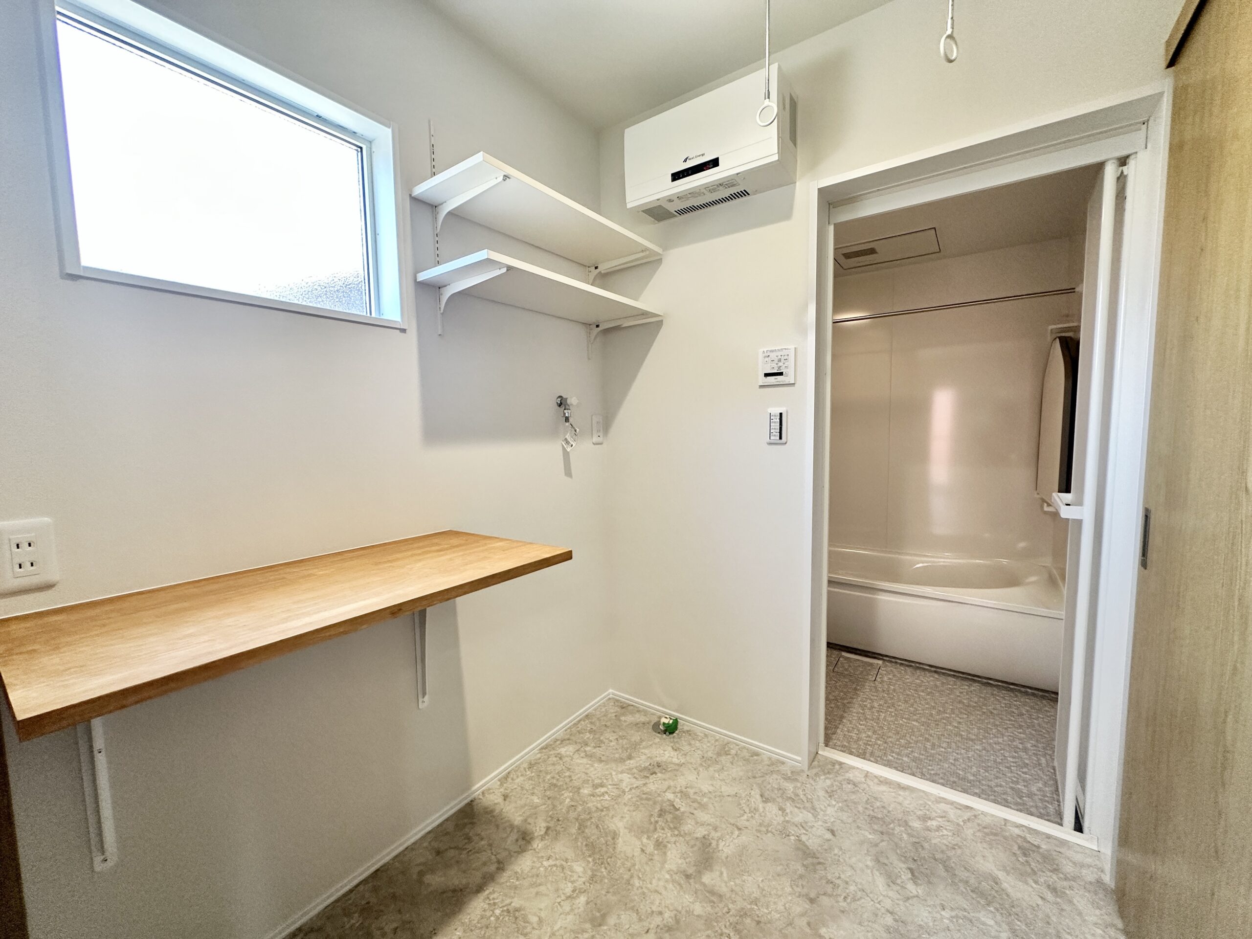 ランドリールーム1